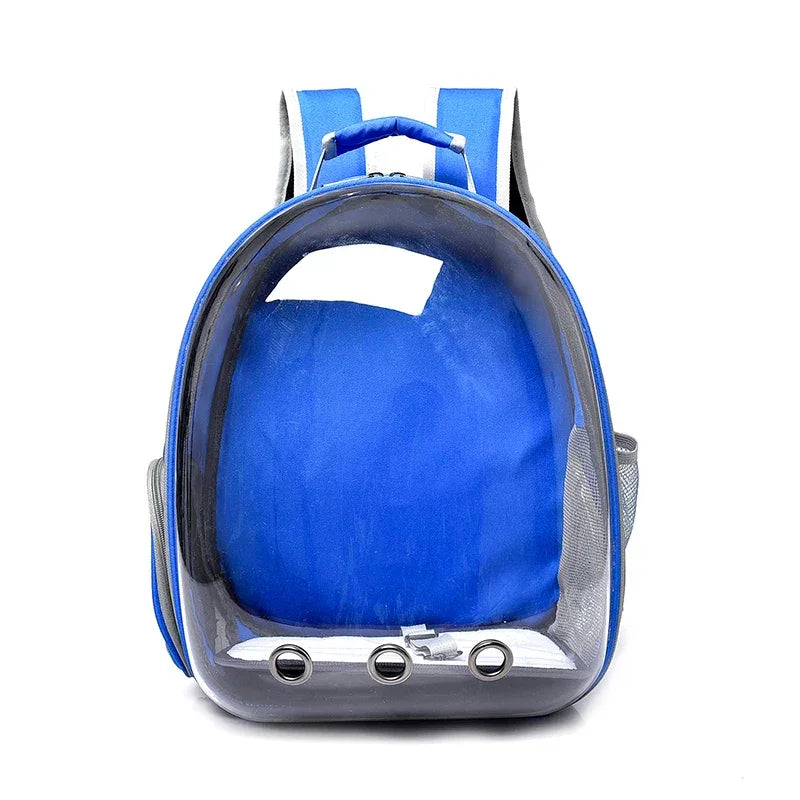 Mochila para pets azul com frente transparente e respiros, ideal para transportar gatos ou cães.