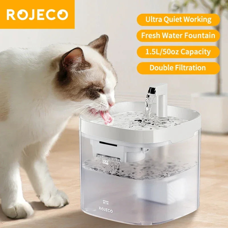 Gato bebendo água em fonte ROJECO para pets, 1,5L, filtro duplo, silenciosa
