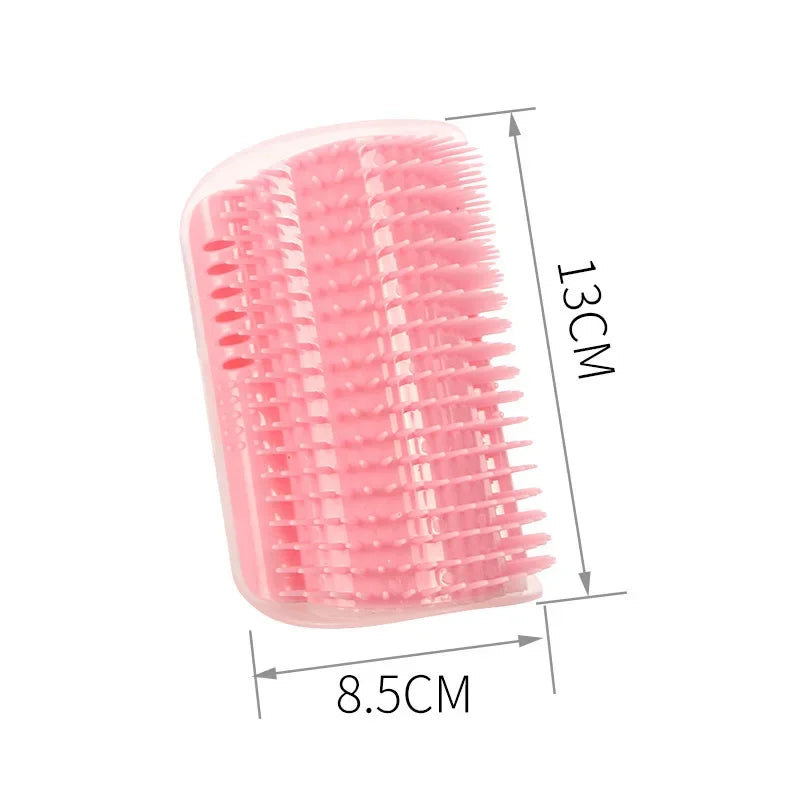 Escova massageadora rosa de silicone, 13x8,5cm, ideal para pets, destaque para as cerdas flexíveis.