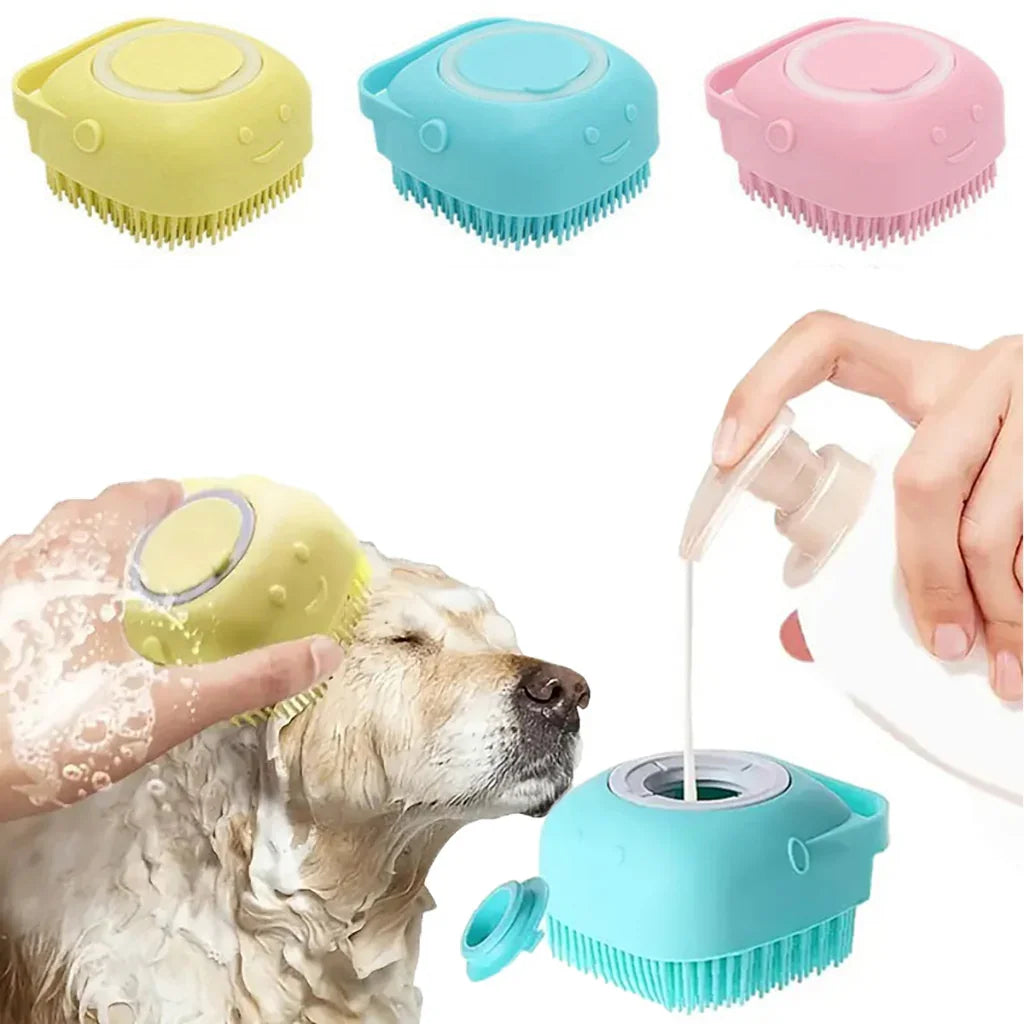 Escova de banho para cães em silicone nas cores amarelo, azul e rosa, usada para lavar cachorro.